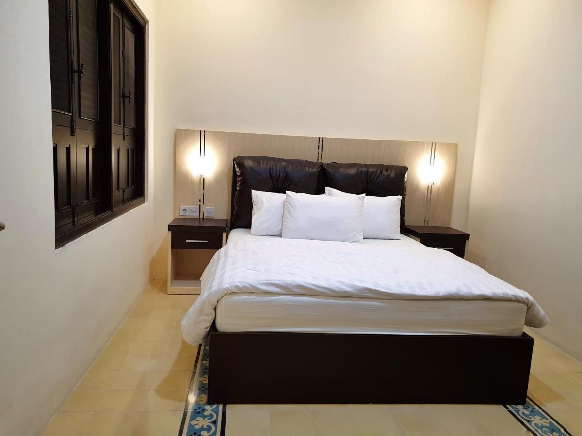 Malioboro Place Yogyakarta Extérieur photo